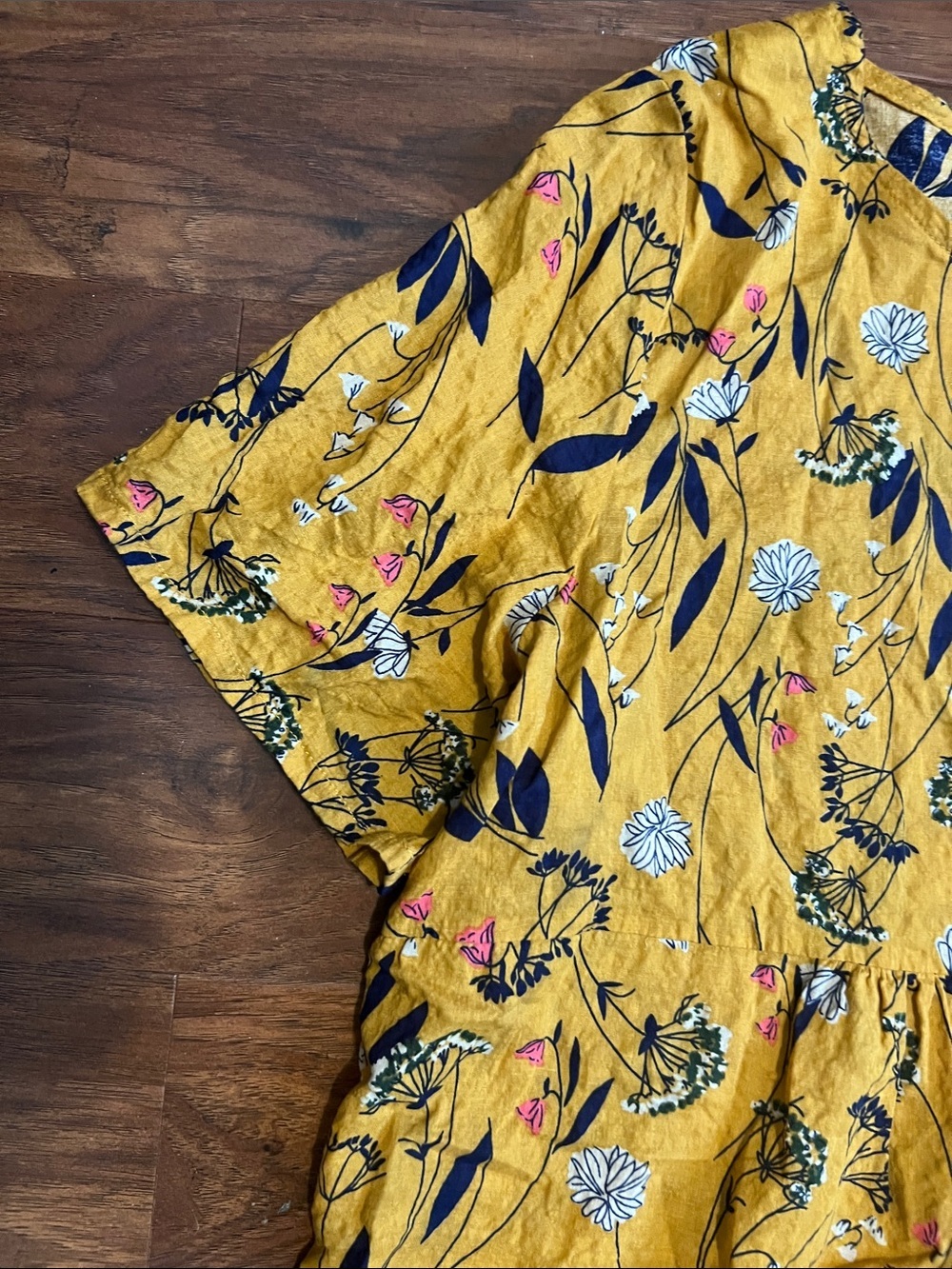 Dark Yellow Floral Lace-Hem Women’s Top - Picture 4 of 5